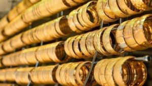 kuyumcu-kuryesini-soyup-16-kilo-altinla-kactilar-kurye-gozaltinda-rtmZmvYu.jpg